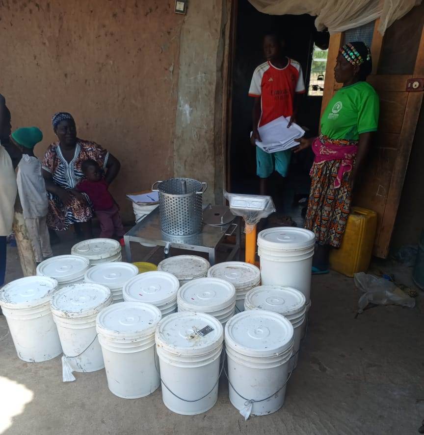 2026-04-06_040017_honey_buckets_equipment_distribution.jpg