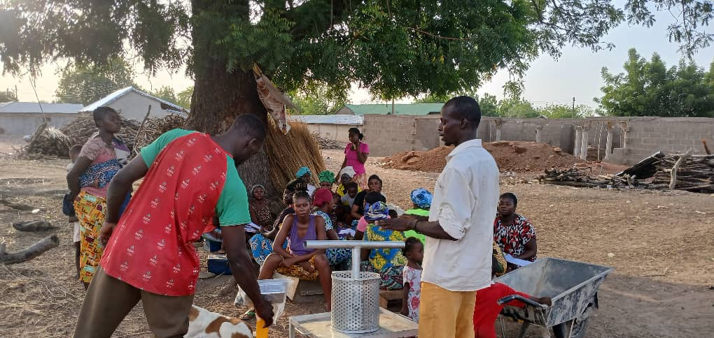 2026-04-19_community_beekeeping_training.jpg